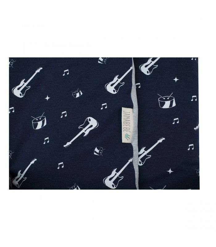 Saco capazo bebe - Detalle etiqueta Rock Hero Saco capazo bebe - Detalle etiqueta Rock Hero